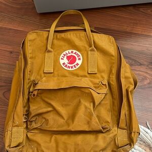 Authentic Acorn Fjallraven Kanken Backpack